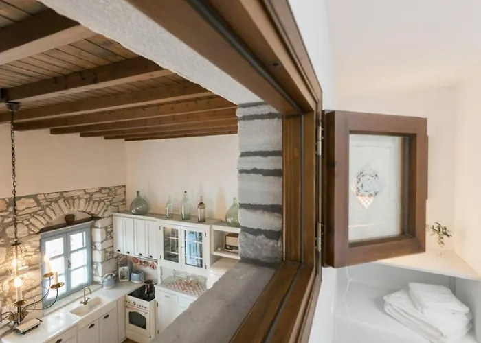 Traditional Pirethron 펜션 Apérathos