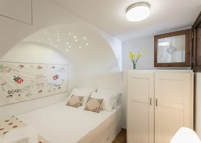 Traditional Pirethron *