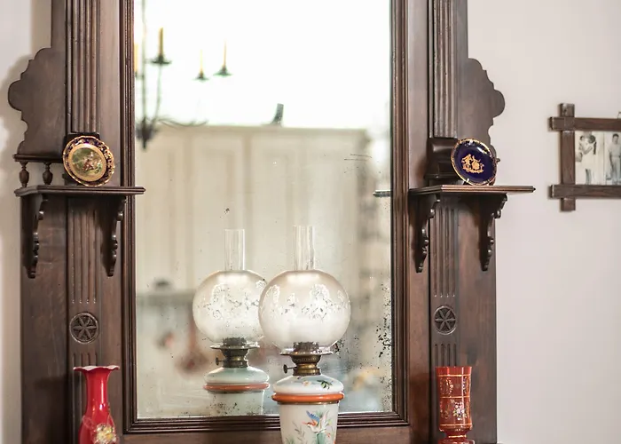 Traditional Pirethron Semesterbostad *