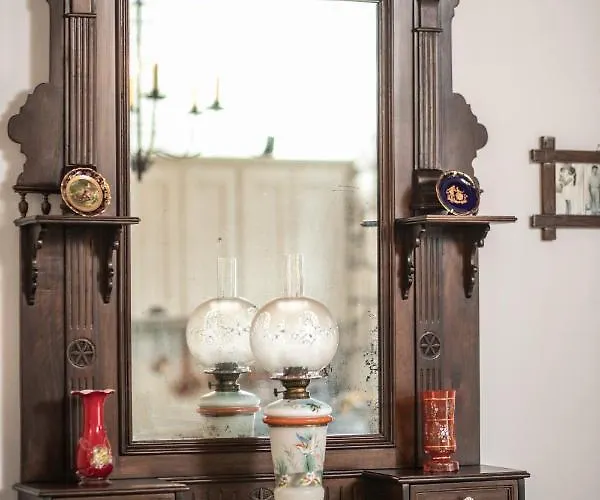 Traditional Pirethron *